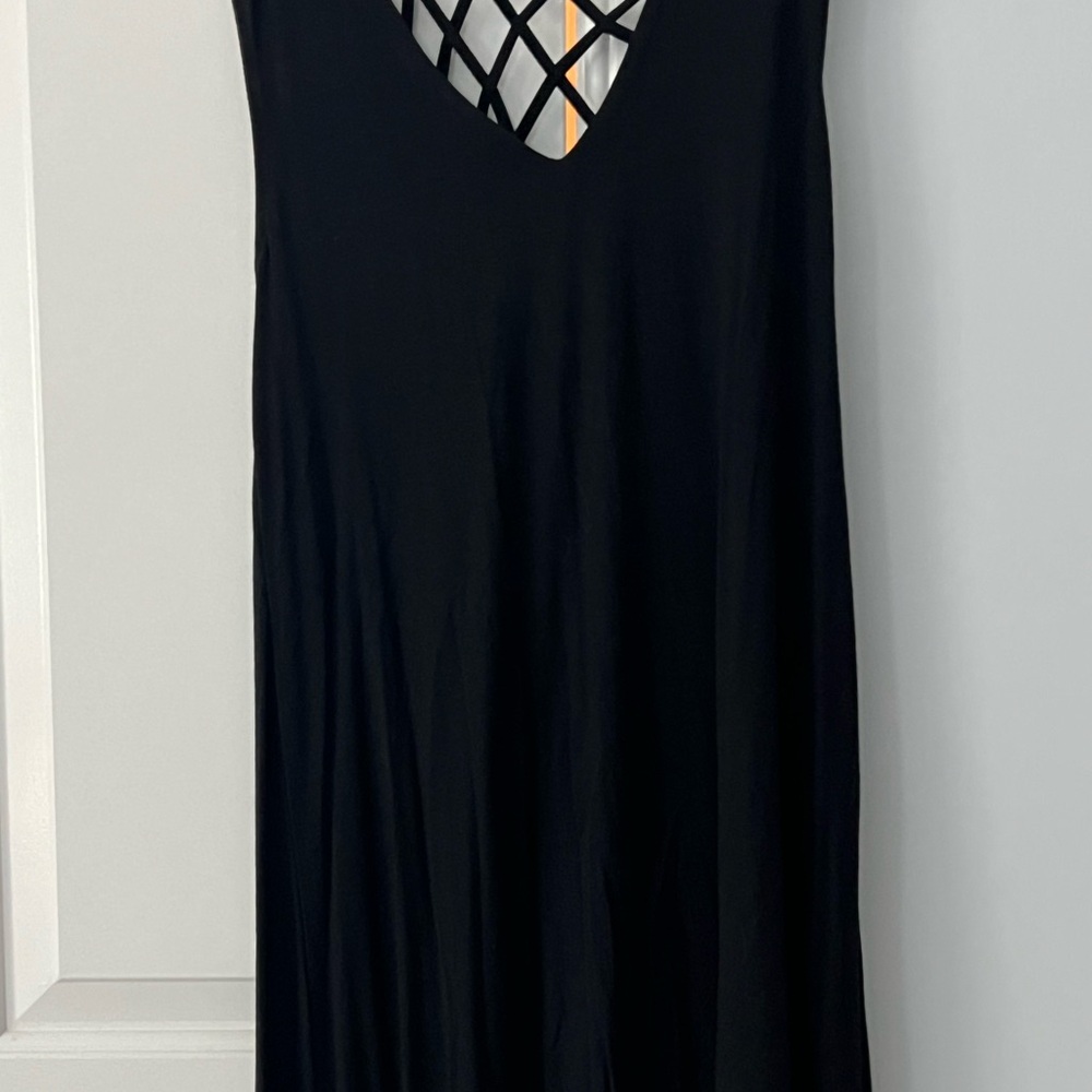 Black Sleeveless V-Neck Sundress